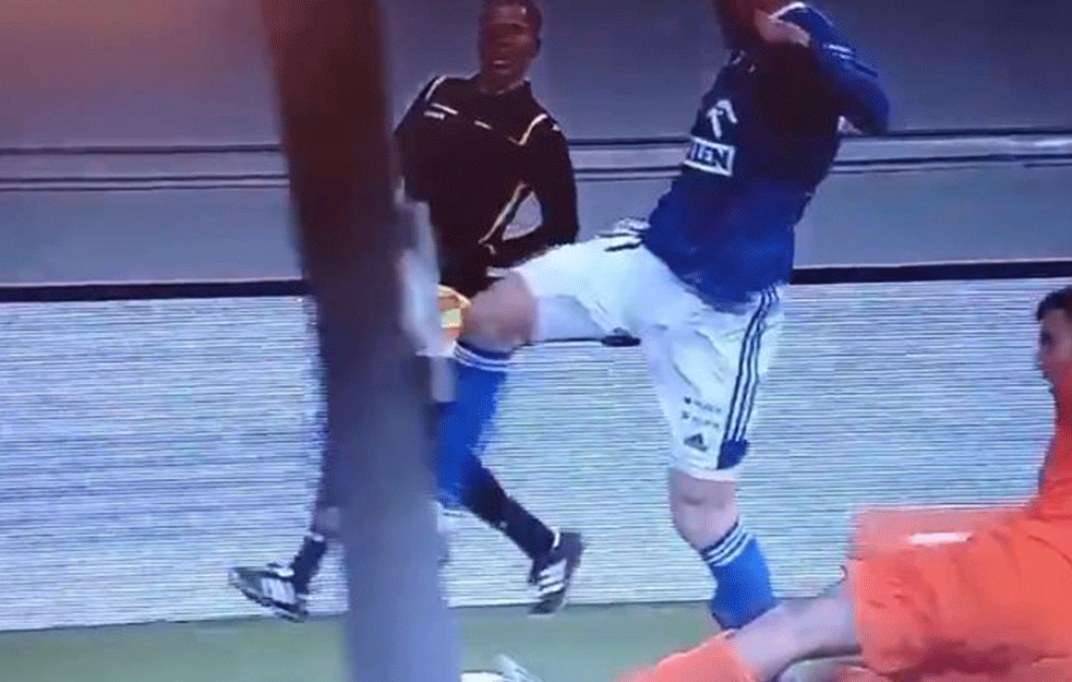 MESARSKI START SRPSKOG FUDBALERA: Trener mu dao znak, on brutalnim klizećim slomio nogu protivniku (VIDEO)