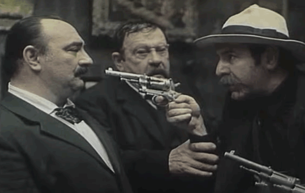DVA GLUMAČKA VELIKANA BILA SU U 'SUKOBU' : Legendarna scena iz '<span style='color:red;'><b>MARATONAC</b></span>A'  otkriva pravu ISTINU O NJIHOVOM ODNOSU!





