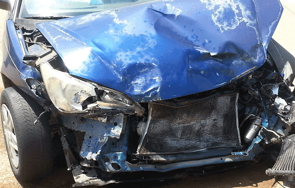 DANICA DRAŠKOVIĆ IMALA UDES "Pežom" polupala četiri automobila!
