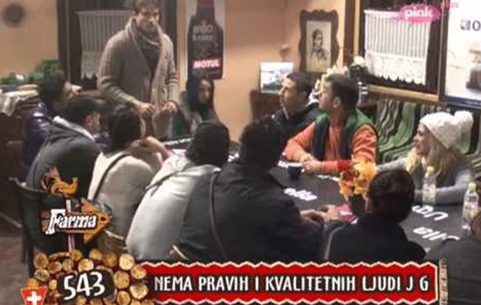 Poznati folker i učesnik rijalitija uhapšen u Novom Sadu, nokautirao suprugu (FOTO)