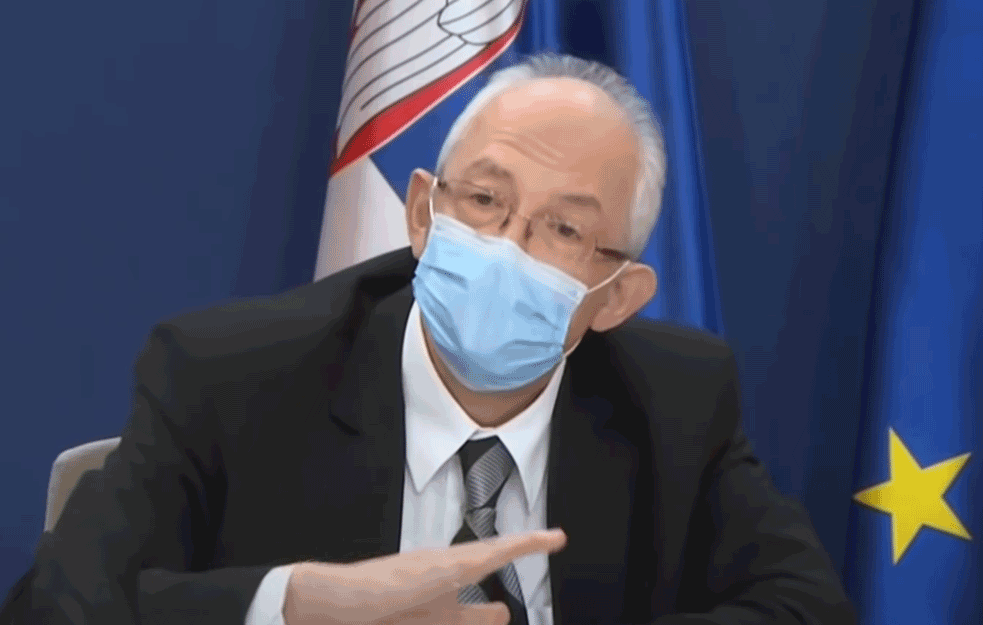 OGLASIO SE I KON: Bez škole za NEVAKCINISANU DECU!
