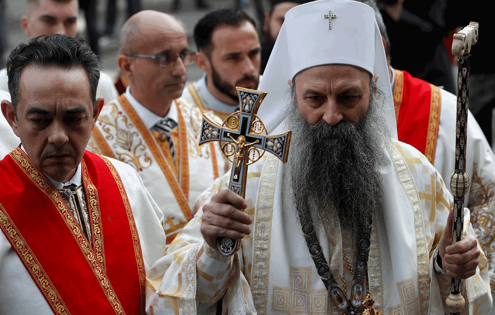 PATRIJARH PORFIRIJE O ISTOPOLNIM BRAKOVIMA: Brisel vrši ogroman <span style='color:red;'><b>pritisak na Srbiju</b></span>!