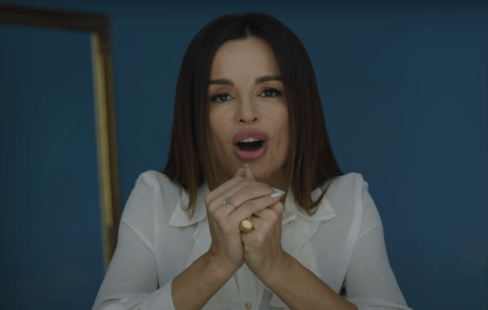 SEVERINA ČESTITALA ROĐENDAN SINU ALEKSANDRU GRAFITOM IZ BEOGRADA: Uz Balaševićevu pesmu poručila ‘kad si se rodio, rodila sam se i ja’ (VIDEO)
