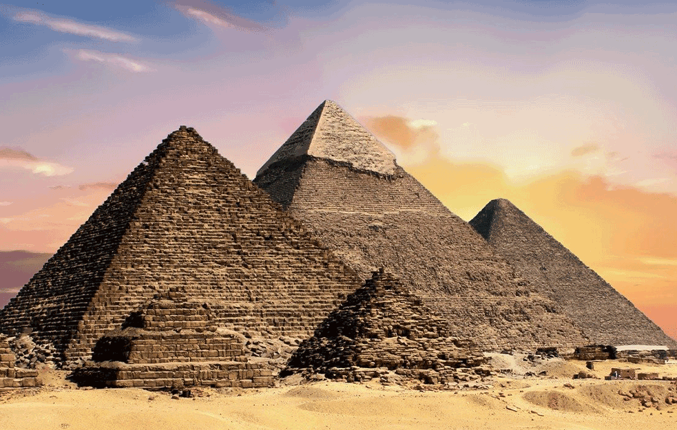NEVEROVATNO OTKRIĆE U EGIPTU: Zlatni GRAD star TRI MILENIJUMA bio ispod PESKA! (VIDEO) 