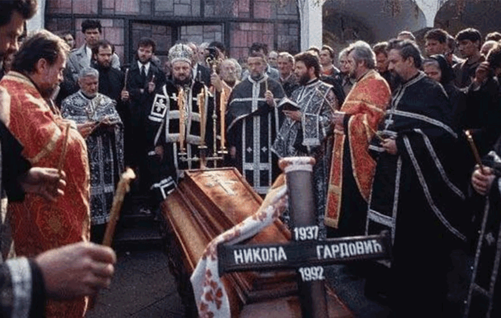 KRVAVA <span style='color:red;'><b>SRPSKA SVADBA</b></span>: UBISTVO srpskog svata i PALJENJE srpske zastave bio je pokazatelj kakva SUDBINA čeka Srbe u NEZAVISNOJ BOSNI!      