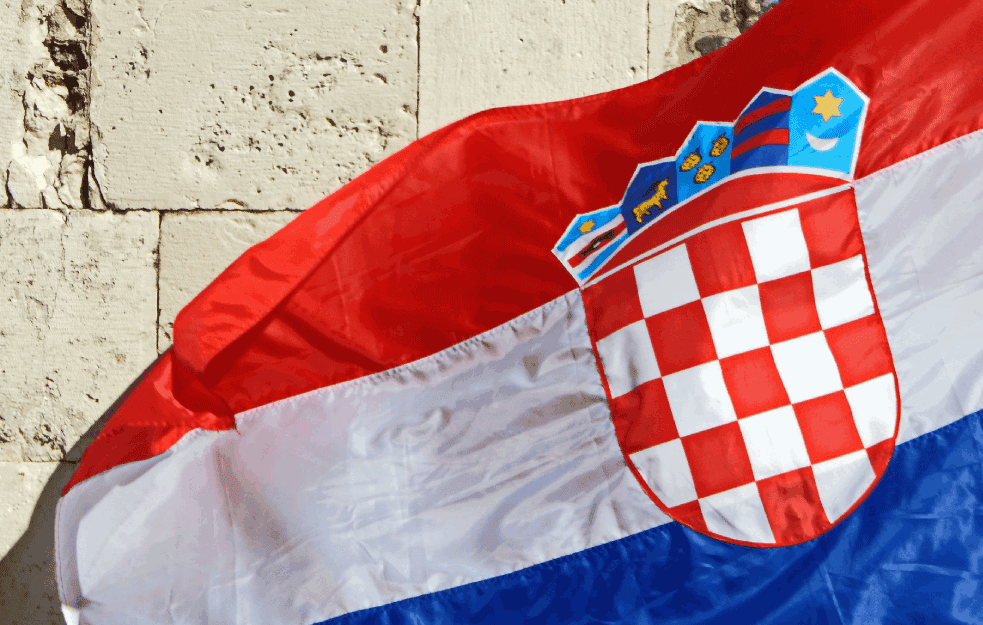 SUSEDI 'LUPAJU PACKE': Nakon PRETNJI hrvatskoj manjini u Srbiji Hrvati uputili PROTESTNU NOTU, uhapšen Subotičanin
 