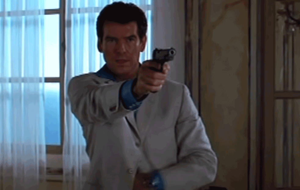 MOJ DEDA BIO JE <span style='color:red;'><b>TAJNI AGENT</b></span> I PRAVI DŽEJMS BOND: Unuk otkrio  POVERLJIVA DOKUMENTA o čuvenom specijalnom agentu! 


