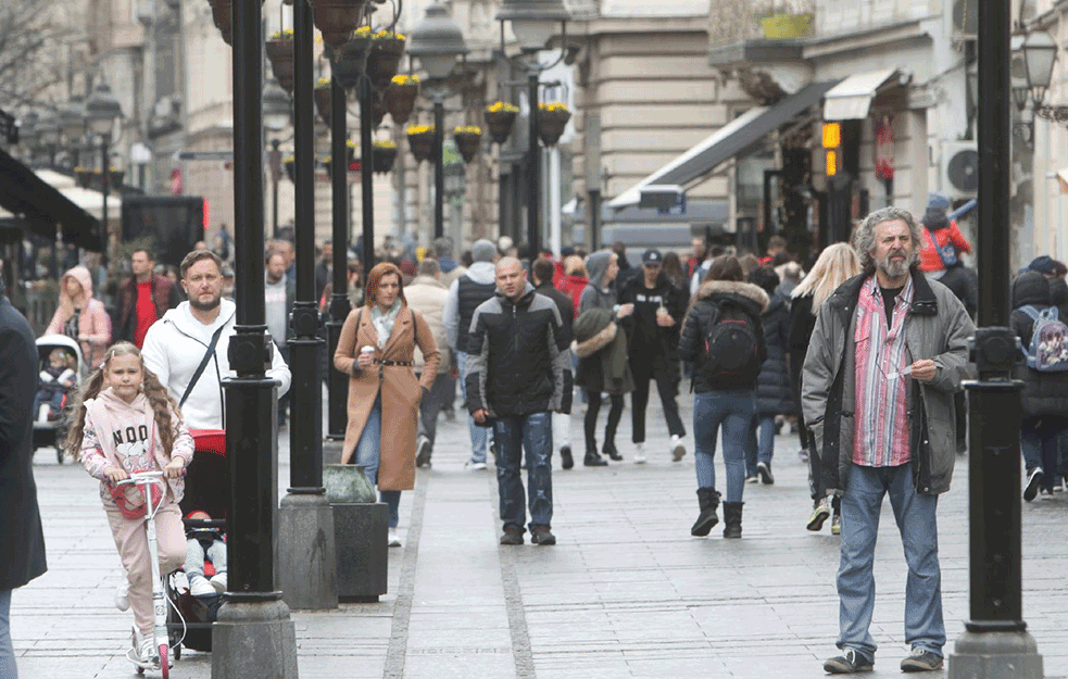 BRIGA ZA STARE NIKAD LOŠIJA: Žive u betonskim kavezima u gradu, telefoni im ne zvone