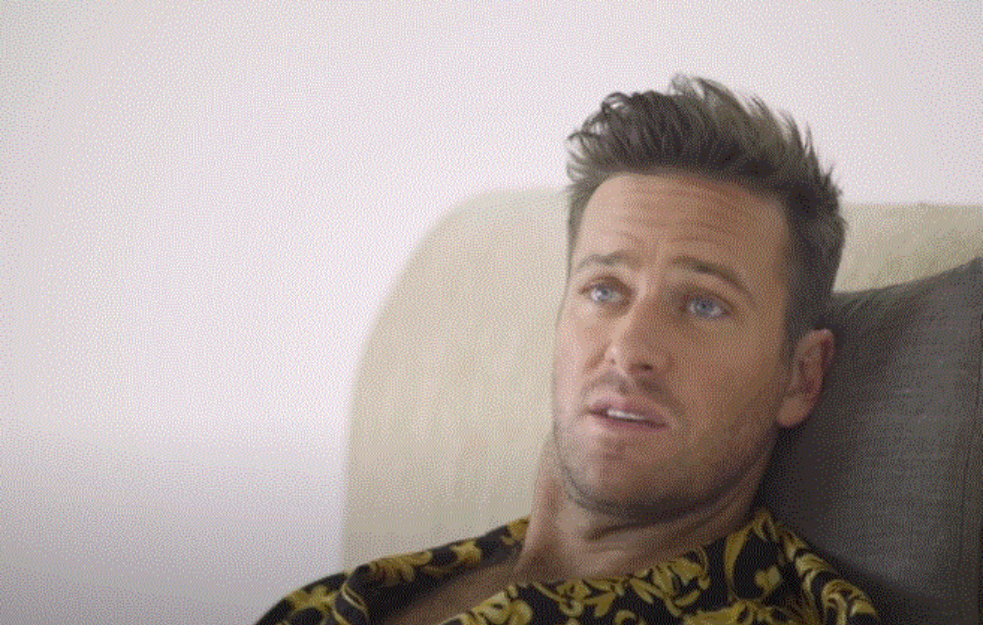 POZNATI GLUMAC OPTUŽEN ZA SILOVANJE: 'Satima se iživljavao, želeo je DA SKUVA I POJEDE MOJA REBRA'! (VIDEO)
