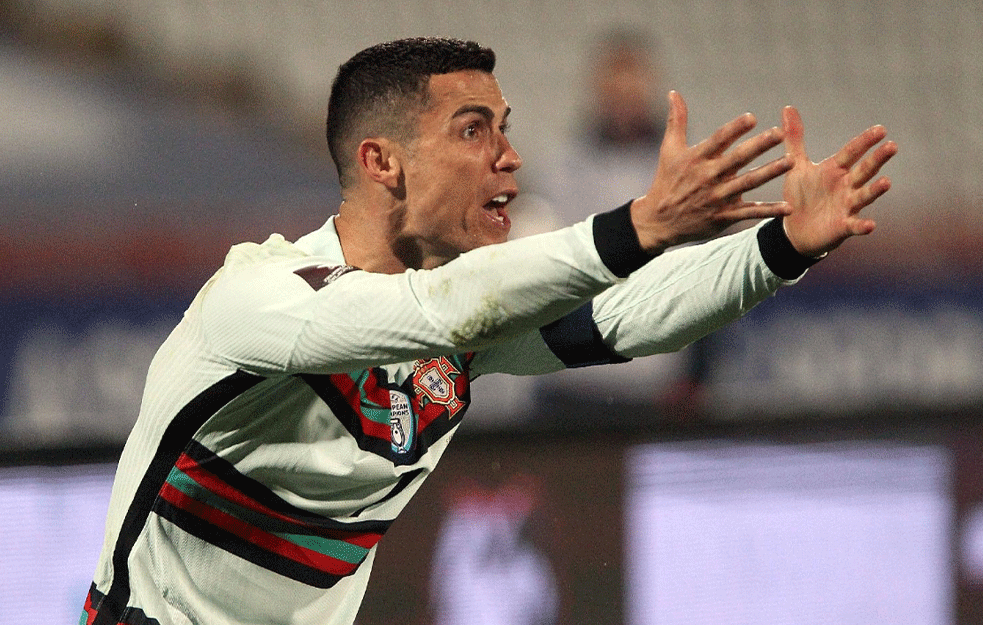 RONALDO I DRUGOVI NE PRAŠTAJU: Holandski SUDIJA javno se IZVINIO PORTUGALIJI!