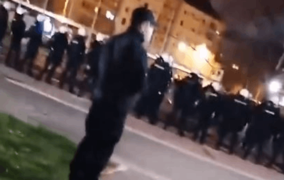 POD PUNOM OPREMOM NA STUDENTE: Razbijena KORONA ŽURKA u Studenjaku, policija PENDRECIMA jurila učesnike (VIDEO) 