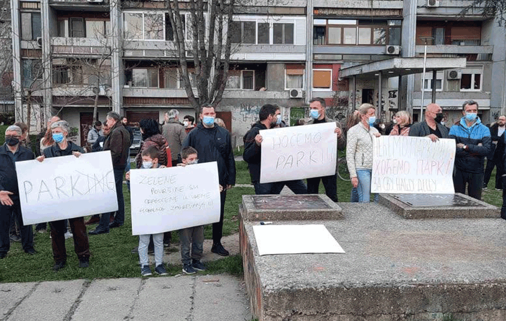 PROTEST U ZEMUNU: STANARI HOĆE PARK ZA DECU, NEĆE PARKING I BETON! 