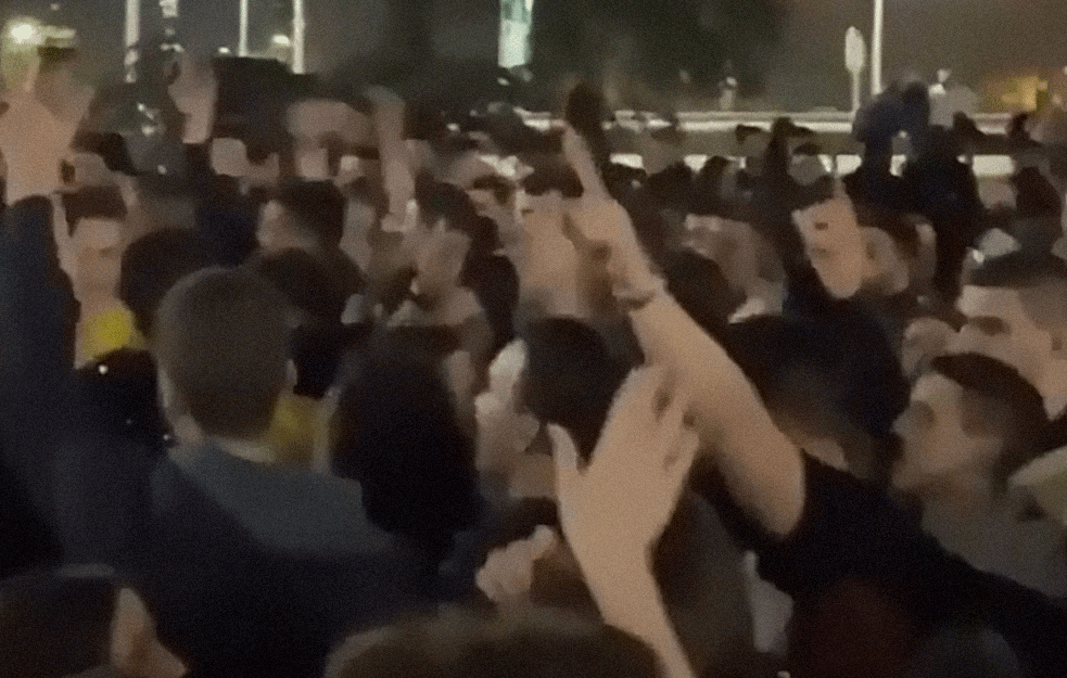 KORONA ŽURKA KOD STUDENTSKOG GRADA: Osvanuo snimak sinoćnjeg okupljanja (VIDEO)