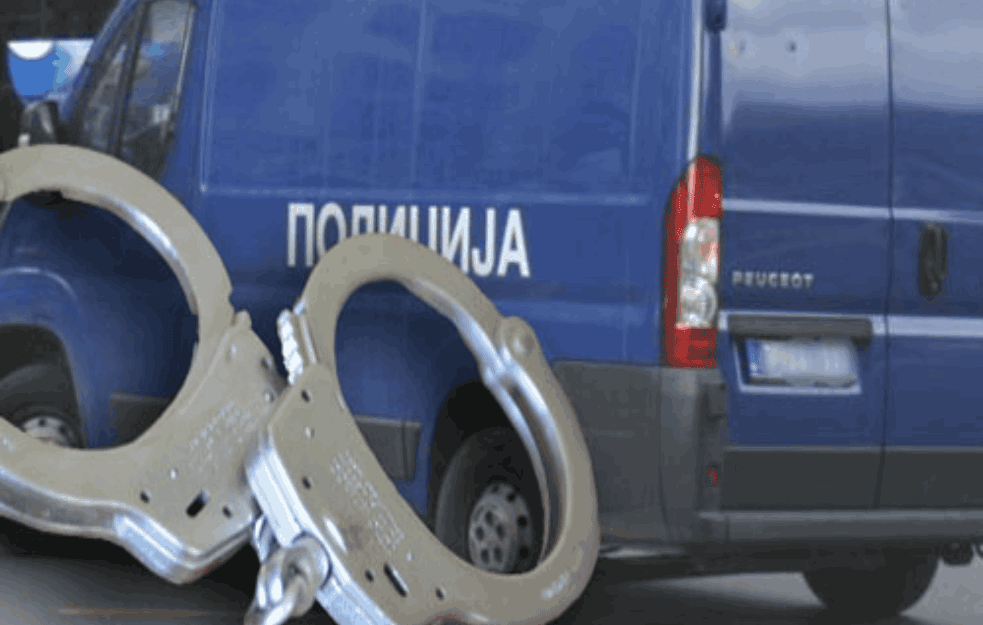 STRAVIČAN ZLOČIN U PODGORICI: Policajac uhapšen zbog sumnje da je SILOVAO DEVOJČICU! 




