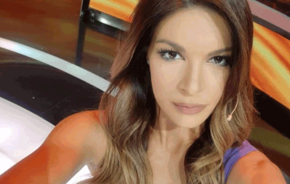 SANJA KUŽET U OPUŠTENOM IZDANJU: Ovako izgleda LEPA VODITELJKA kad ima <span style='color:red;'><b>slobodan dan</b></span>!  (FOTO)





