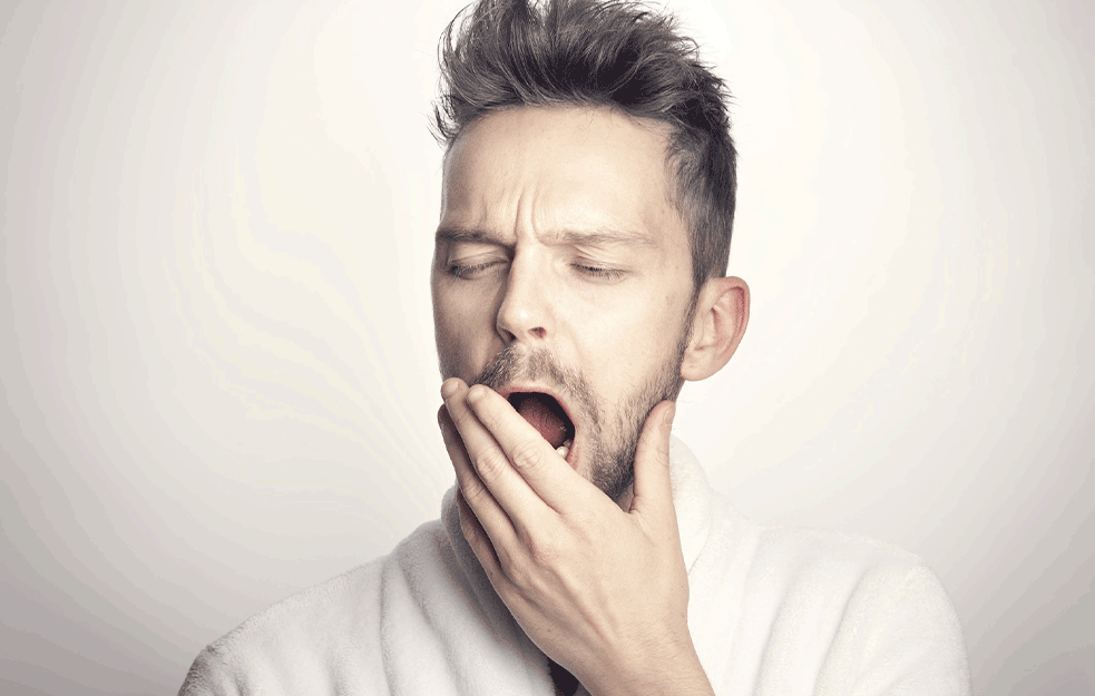 SUZDRŽAVATE SE OD ZEVANJA: Evo šta se dešava sa našim MOZGOM U TOM TRENUTKU!? 