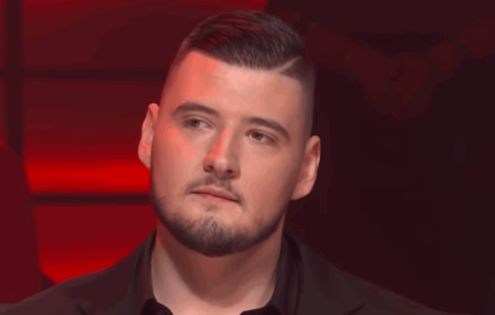 MOMIR LUKOVAC BI ZA PAR DANA NAPUNIO 25 GODINA: Kolege se OPRAŠTAJU od PREMINULE ZVEZDE GRANDA: 'Sunce moje, šta uradi od sebe?!' (FOTO)
