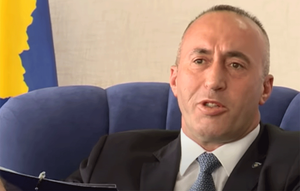 I HARADINAJ MEĐU OTROVANIMA OD VODE U DEČANIMA: Otkrio kakve je imao simptome! 