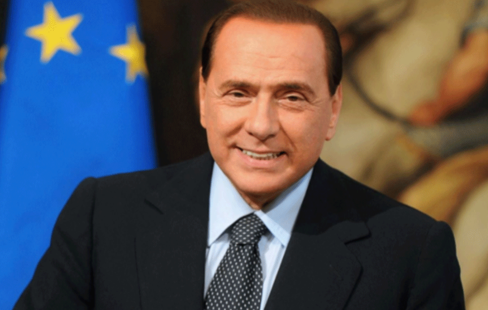 BERLUKSONI OTPUŠTEN IZ BOLNICE: Skoro mesec dana bio na ISPITIVANJU!
