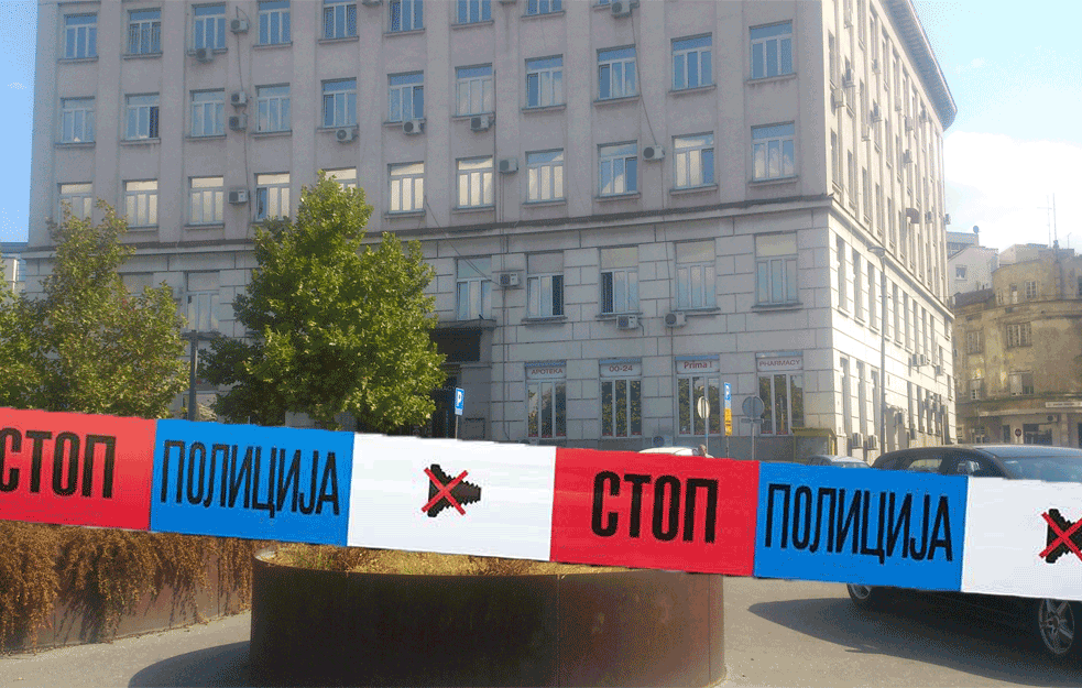 <span style='color:red;'><b>DRAMA U BEOGRADU</b></span>:  Sprečena tragedija, ŽENA HTELA DA SKOČI S PROZORA bolnice! 

