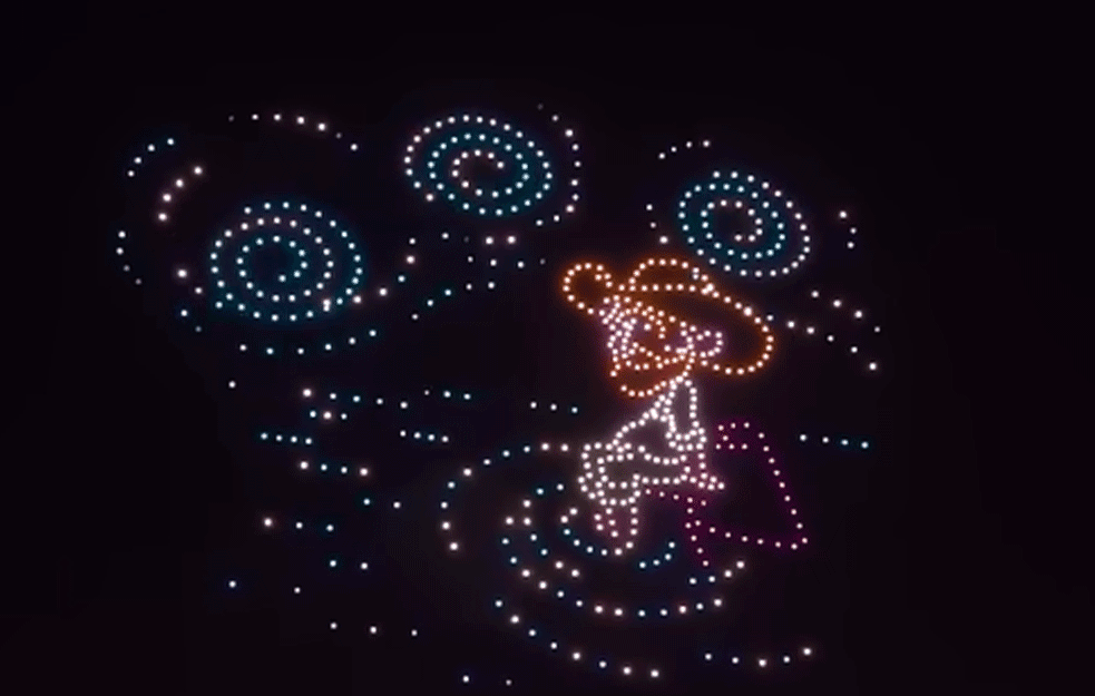 ZVEZDANA NOĆ U KINI I SVETLOSNA PREDSTAVA U ČAST VAN GOGA: Stotinama dronova ispričali priču o životu slavnog slikara (VIDEO)