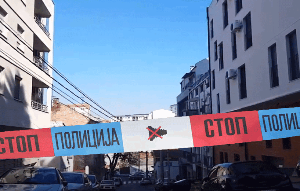 PIJANA DEVOJKA PRAVILA HAOS NA ZVEZDARI: Lomila <span style='color:red;'><b>retrovizor</b></span>e pa prevezena na VMA! 