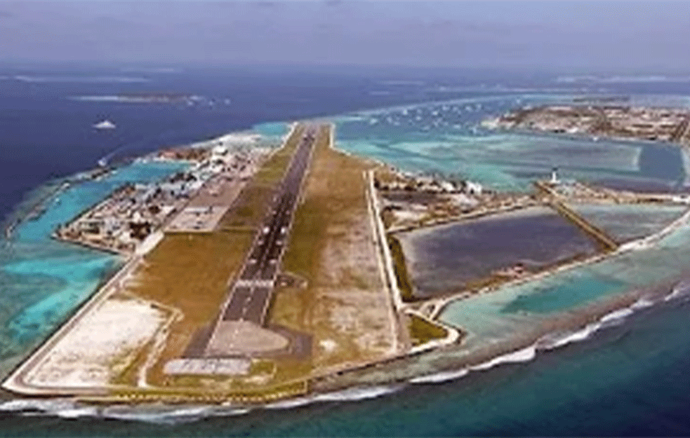 Nestvarni prizori i fenomenalna priroda: Aerodrom usred okeana u rajskoj destinaciji (FOTO+VIDEO)