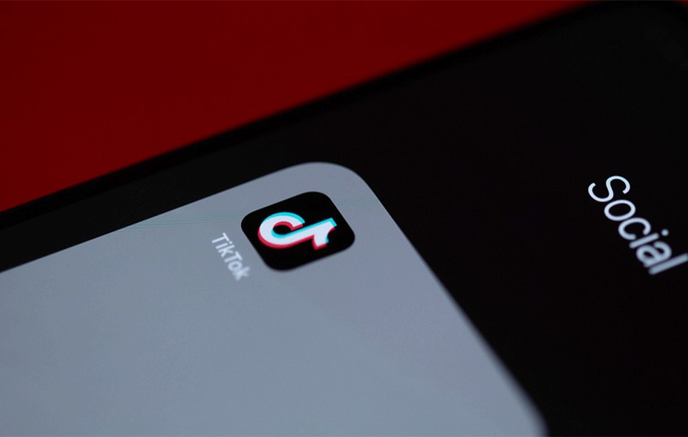 I TikTok bi da postane <span style='color:red;'><b>LinkedIn</b></span>? Prijavite se za posao preko ove društvene mreže!