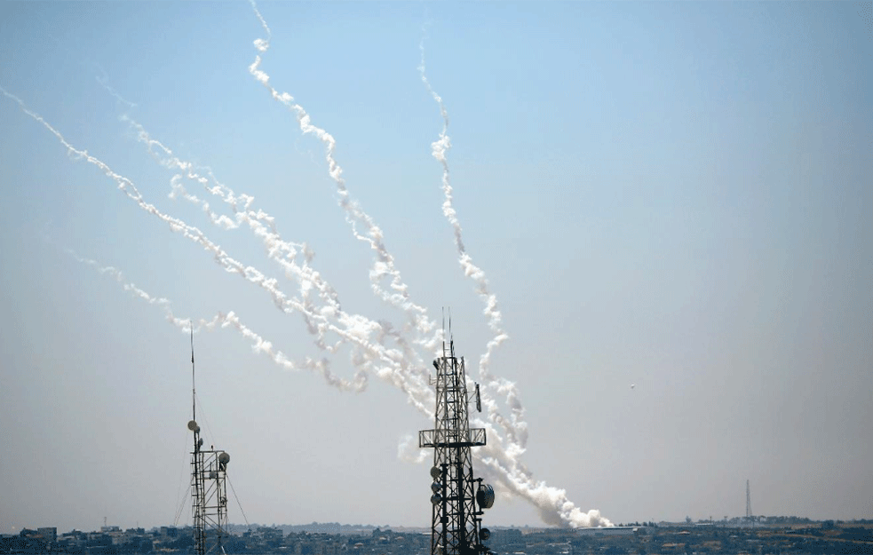 NOVI DETALJI O NAPADU IZ LIBANA: Rakete završile u Sredozemnom moru (FOTO)