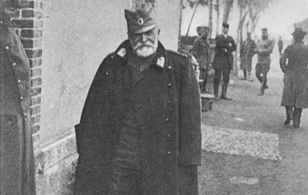 <span style='color:red;'><b>RADOMIR PUTNIK</b></span> VAŽIO JE ZA JEDNOG OD NAJHRABRIJIH SRPSKIH VOJSKOVOĐA: Srbija mu se nije dovoljno odužila (FOTO)