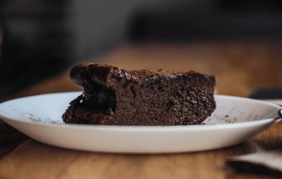 ČOKOLADNI TART: Predivna sinteza ukusa čokolade i badema! 