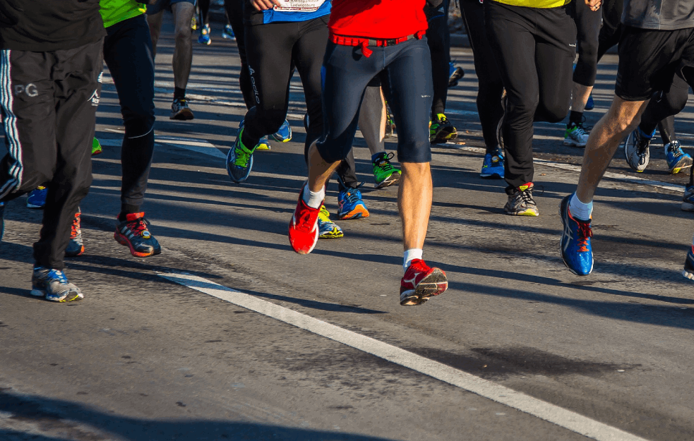 MASOVNO UMIRANJE MARATONACA: Na kineskom <span style='color:red;'><b>ultramaraton</b></span>u od 100 kilometara 21 osoba IZGUBILA ŽIVOT! (VIDEO)