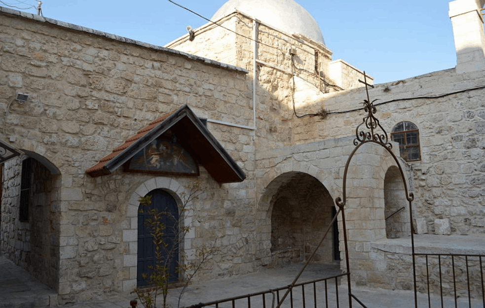 U OVOJ BOGOMOLJI U SRCU JERUSALIMA ZA SVETOG SAVU SLUŽI SE LITURGIJA JE NA SRPSKOM: Zadužbina Kralja Milutina podignuta je u čast pobede nad Turcima (FOTO)