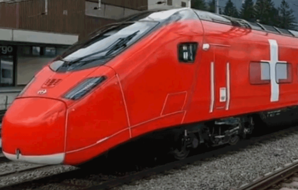 Prvi brzi Štadlerov voz koji dostiže 200km/h STIŽE U SRBIJU! (VIDEO)