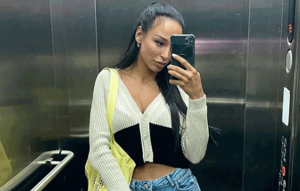 EDITA <span style='color:red;'><b>ZAPALILA INSTAGRAM</b></span>: Vatrena crnka u crvenoj haljini! (FOTO)