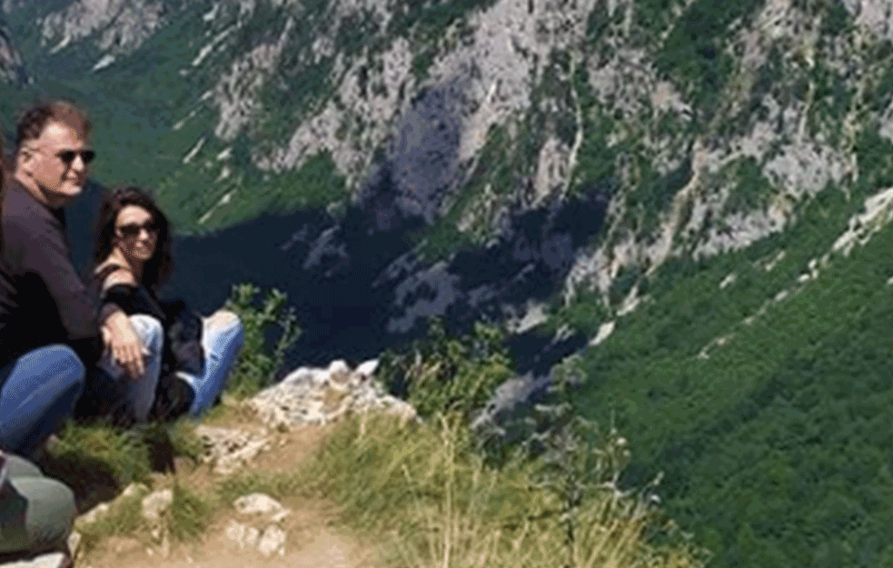 EVO KO JE DEVOJKA BRANISLAVA LEČICA KOJU JE KRIO OD JAVNOSTI: Zajedno su već DVE GODINE! (FOTO)


