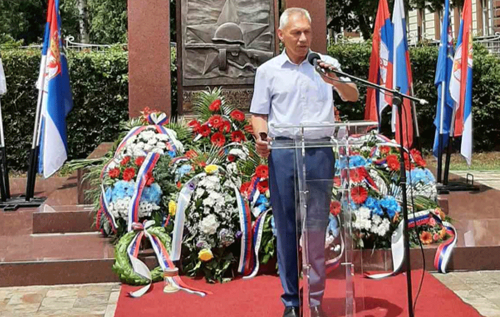 <span style='color:red;'><b>Ambasador Rusije</b></span> poslao jasnu poruku u autokaravanu: Danas je dan tuge! Srbi i Rusi su pobedili Nemce, nastavljamo borbu (VIDEO)