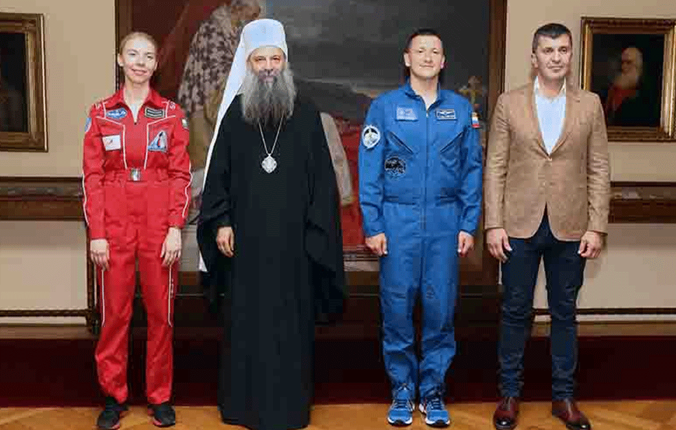 PATRIJARH PRIMIO RUSKE KOSMONAUTE: 'Kao što su monasi u manastiru izdvojeni od sveta tako je sličan slučaj sa <span style='color:red;'><b>astronaut</b></span>ima'! (FOTO) 



