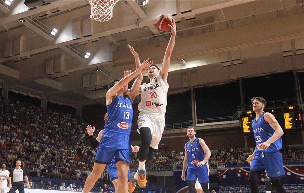 ODJAVIO ZVEZDU I POTPISAO ZA PARTIZAN! Avramović na kraju kod Žoca!