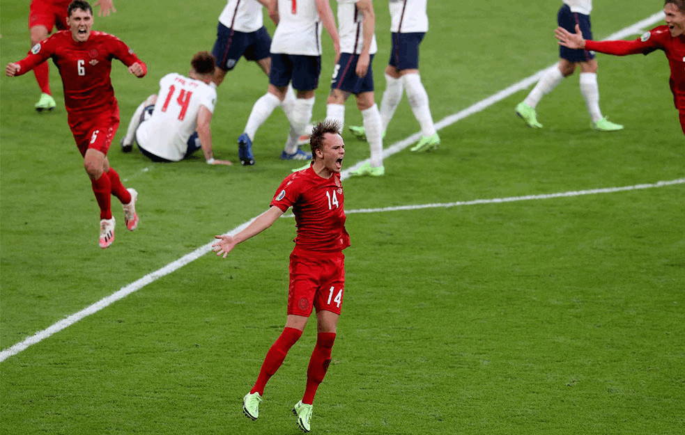 ENGLEZI SE HVATAJU ZA PRAVILA! Šta kažete? Zašto Makeli ZBOG OVOGA nije poništio gol Dancima? (FOTO)