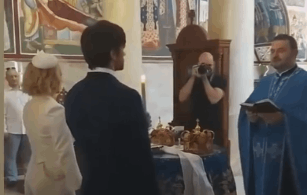 GOCA TRŽAN OPET REKLA SUDBONOSNO ‘DA’: <span style='color:red;'><b>Crkveno venčanje</b></span> organizovano u tajnost (VIDEO)