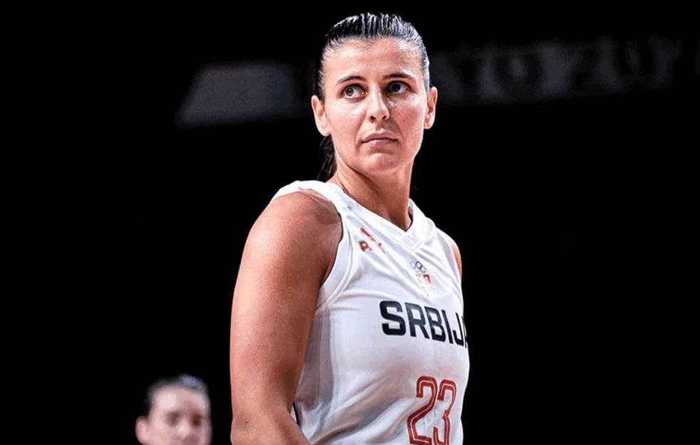 GENIJALNO! Ana u Teodo<span style='color:red;'><b>sićevo</b></span>m fazonu: Svet se divi Srpkinji (VIDEO)