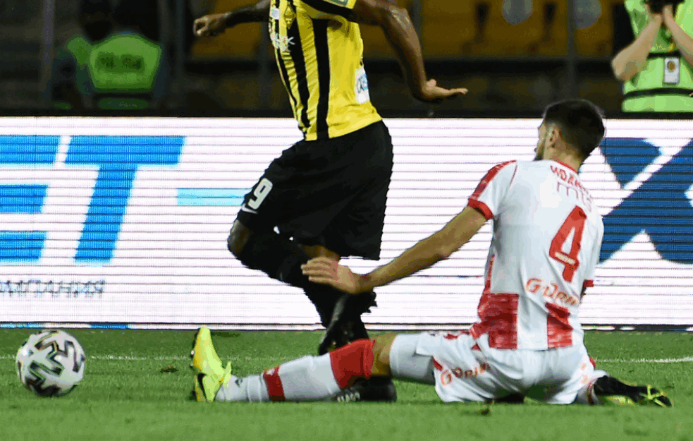 CRVENO-BELA BRUKA! Zvezda posle Kairata daleko od Lige sampiona!