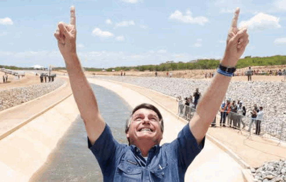 NE ŠTEDE NI PREDSEDNIKE: Jutjub ukinuo kanal ŽAIRA BOLSONARA! 