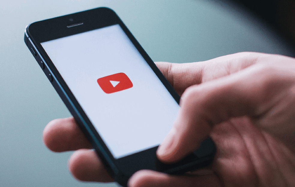 Jutjub suspendovao TV-kanal Skaj Njuz Australija zbog DEZINFORMACIJA!  


