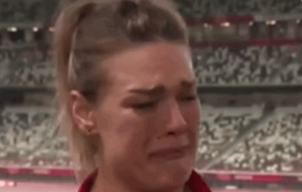 HRVATI RAZOČARANI, čekali treće ZLATO pa ostali bez POSTOLJA: <span style='color:red;'><b>Sandra Perković</b></span> mnoge podsetila na NOVAKA! (VIDEO) 