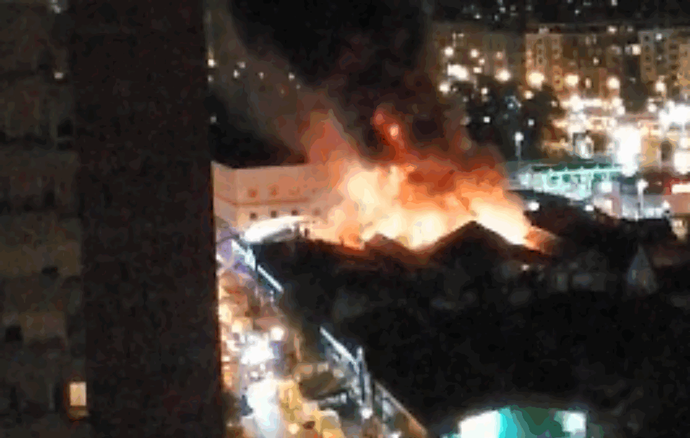 Evo šta je MOGUĆI UZROK POŽARA u kineskom TRŽNOM CENTRU! (VIDEO)



