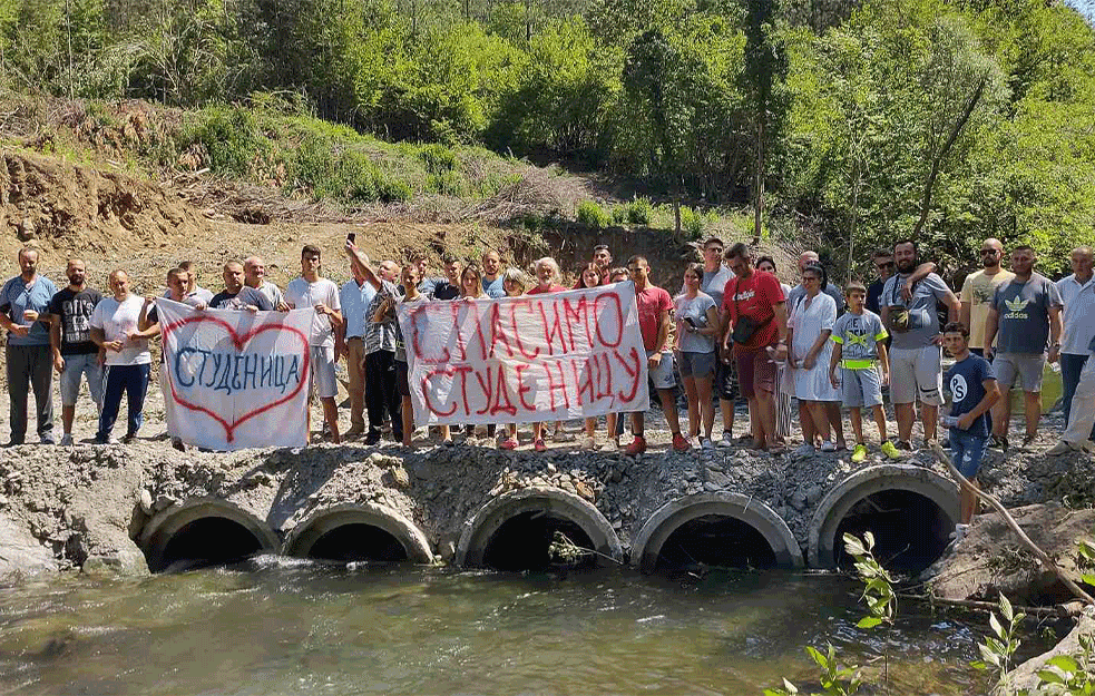 POBUNA NA STUDENICI: Ne damo našu reku, oni žele da naprave ŠEST BRANA! (FOTO+VIDEO)