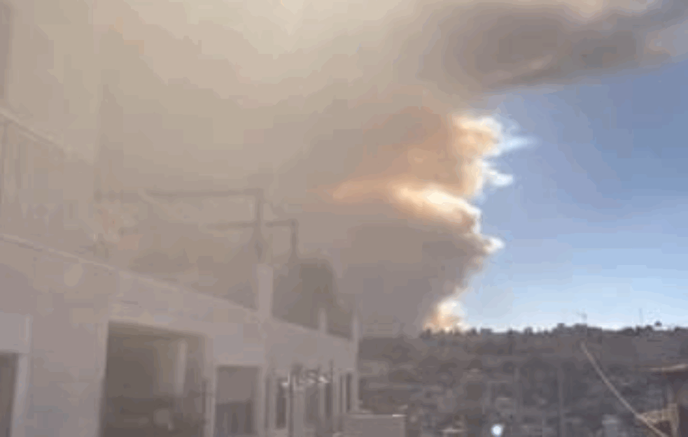 POŽAR KOD JERUSALIMA: Gust dim se širi iznad grada, evakuisani građani! (VIDEO) 


