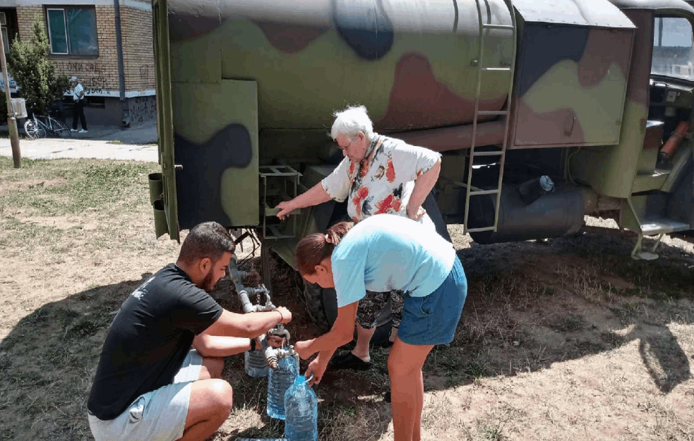 DOŠLA VODA U MIONIČKA SELA:  Cisterne stigle do građana, zalivanje NAJSTROŽE ZABRANJENO